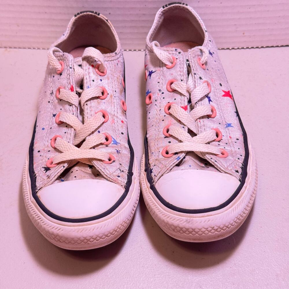 CONVERSE Light Silver with Colorful Stars Low Top SZ Girls 12